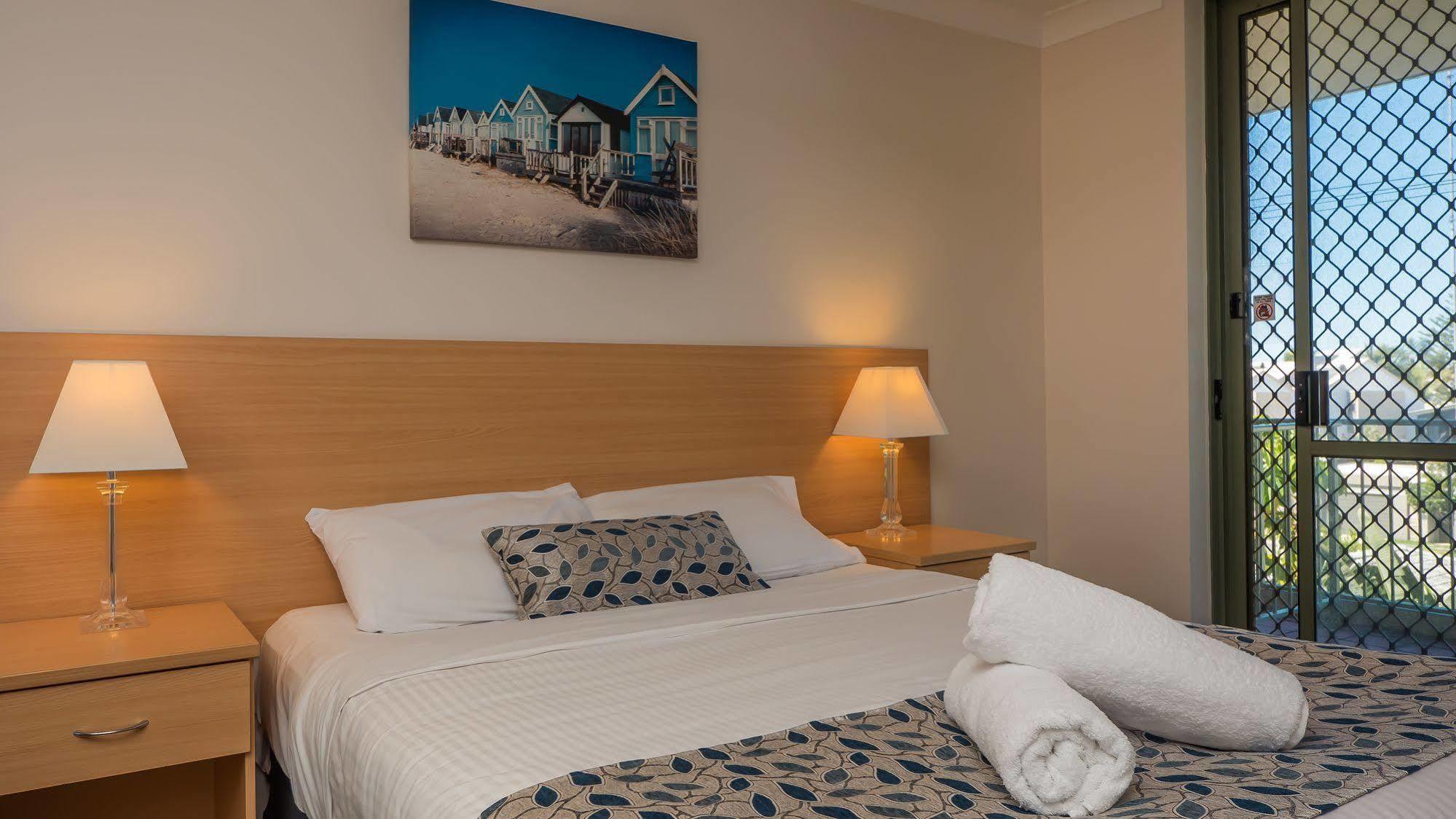 גולד קוסט Montana Palms Resort מראה חיצוני תמונה